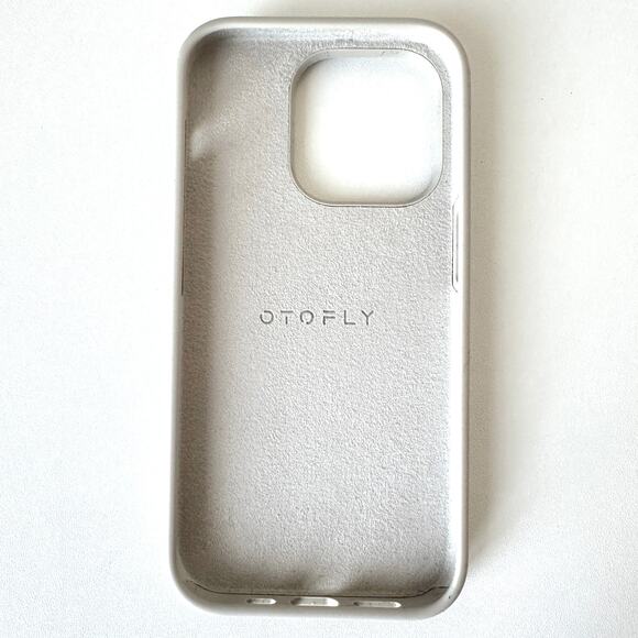 OTOFLY iPhone 14 Pro Silicone Case Bone Grey - Picture 2 of 4